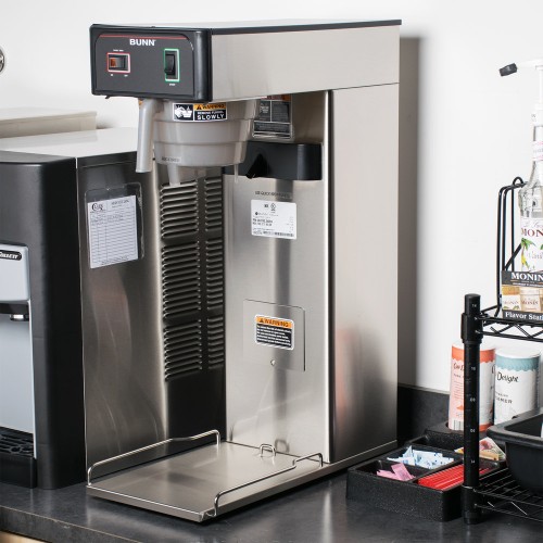 Bunn 36700.0059 TB3Q Quick Brew 3 Gallon Iced Tea Brewer with 25 3/4" Trunk - 120V