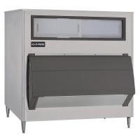 Ice-O-Matic B1325-60 Upright Ice Storage Bin - 1325 lb. Ice-O-Matic B1325-60 Upright Ice Storage Bin - 1325 lb.
