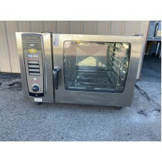 Henny Penny SCE-062 Commercial Smart cooking/Electric Combi Oven- 3PH/208 V Henny Penny SCE-062 Commercial Smart cooking/Electric Combi Oven- 3PH/208 V