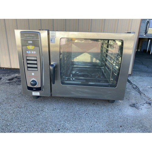 Henny Penny SCE-062 Commercial Smart cooking/Electric Combi Oven- 3PH/208 V Henny Penny SCE-062 Commercial Smart cooking/Electric Combi Oven- 3PH/208 V