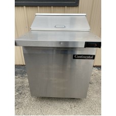 Continental Designer Undercounter Freezer 27" SW27-8C Continental Designer Undercounter Freezer 27" SW27-8C