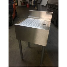 Krowne 21-GS18 18" Drainboard 18"W x 20"D W/ 4.5" Backsplash, Free Standing Krowne 21-GS18 18" Drainboard 18"W x 20"D W/ 4.5" Backsplash, Free Standing