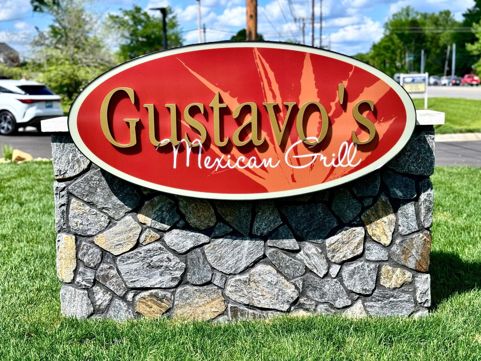 Gustavo's